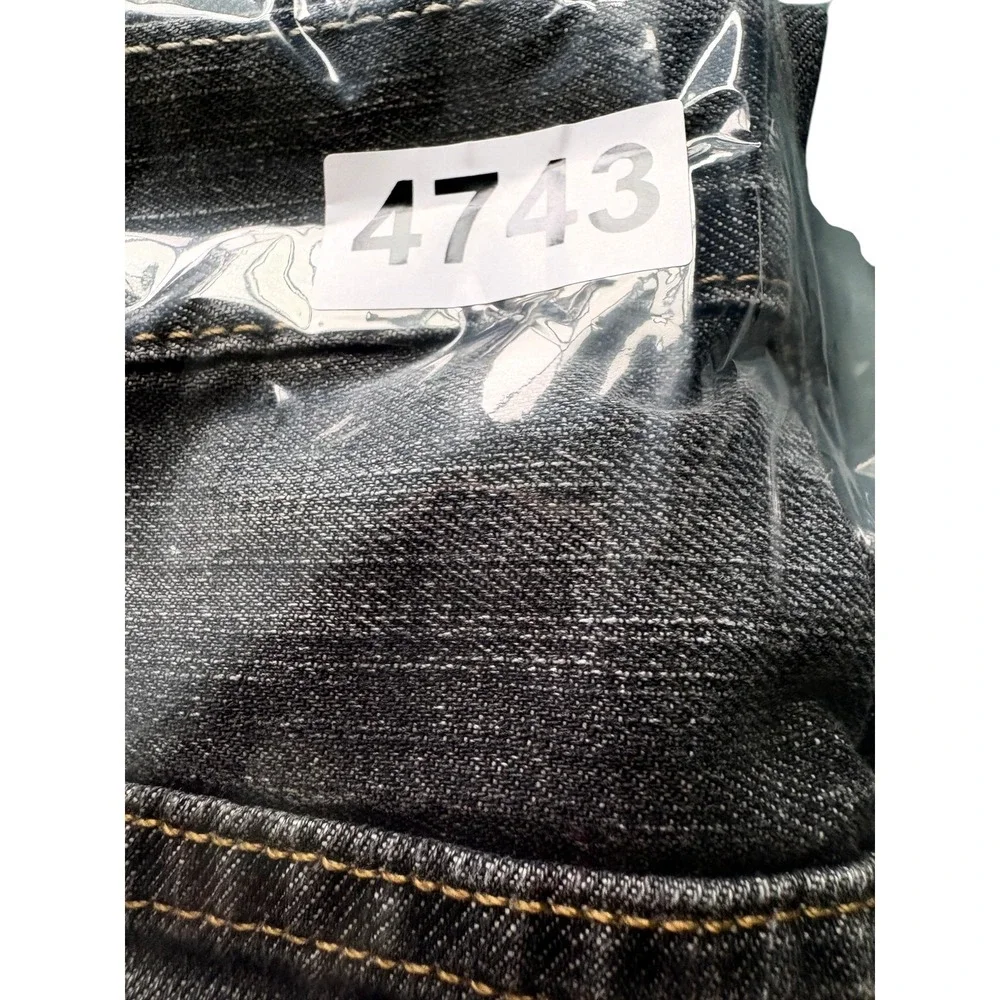 Levis levis 527
